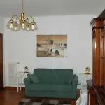 Semesterbostad Residenza Monti *
