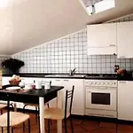 Residenza Monti Rom